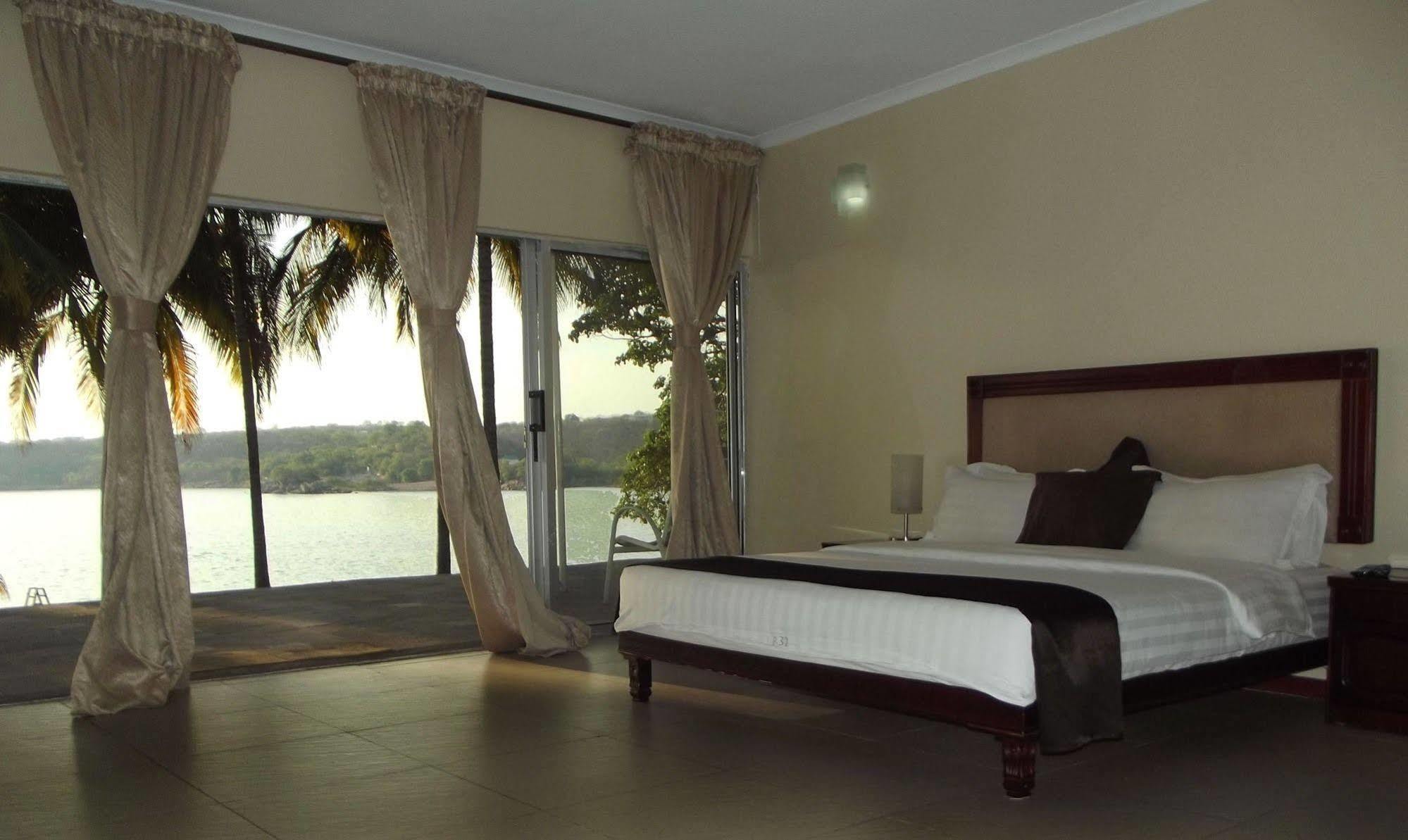 סיאבונגה Lake Safari Lodge מראה חיצוני תמונה